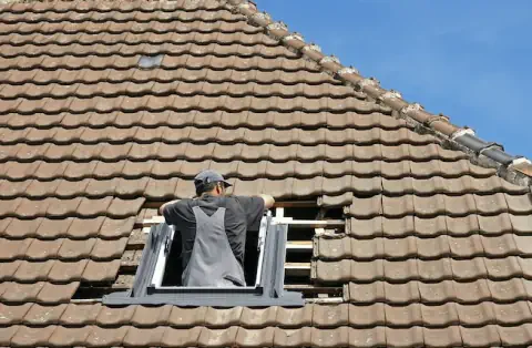 Pose de velux - Village-Neuf